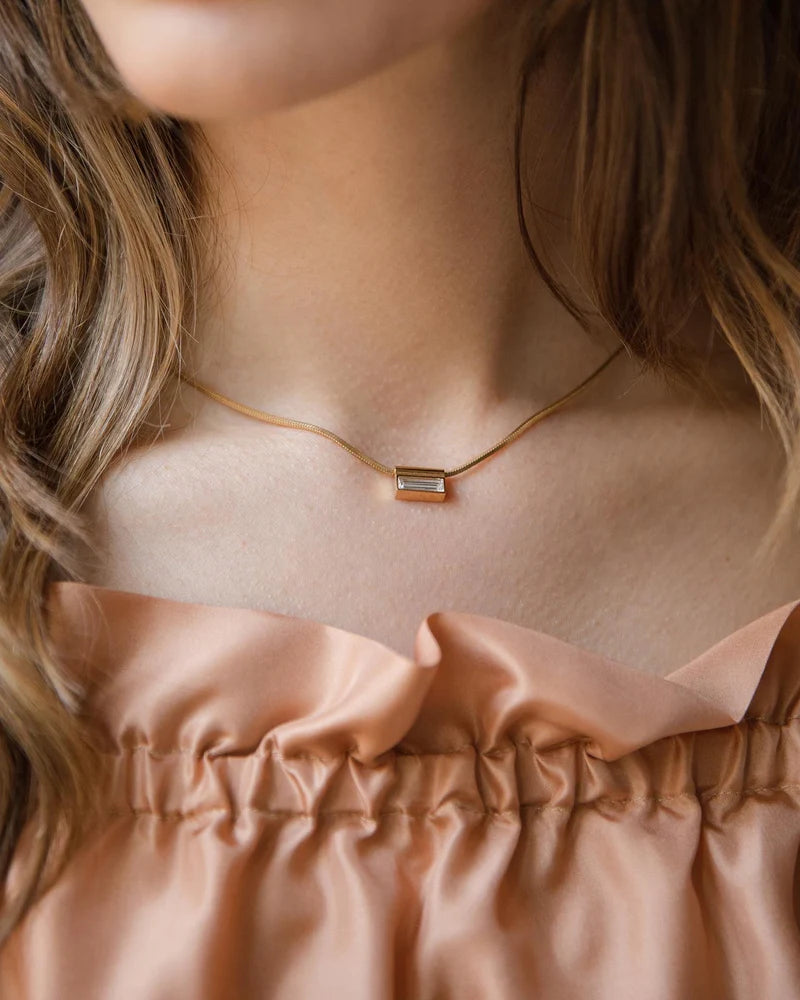 Fay Petite Baguette Necklace